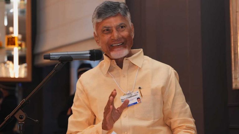 CM Chandrababu: రంగం ఏదైనా భారతీయులదే విజయం.. దావోస్‌లో చంద్రబాబు కీలక వ్యాఖ్యలు