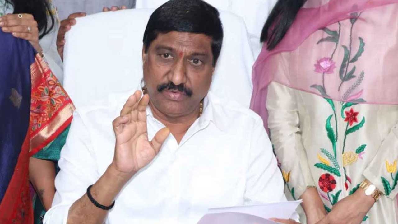 BC Janardhan Reddy: వైసీపీ ప్రభుత్వ హయాంలో మన రోడ్లపై పక్క రాష్ట్రాలు జోకులు వేశాయి..