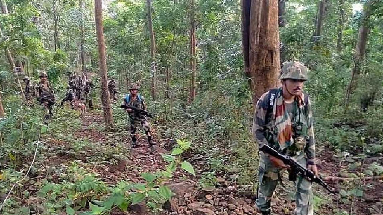 Chhattisgarh Encounter: ఛత్తీస్‌గఢ్‌లో భారీ ఎన్‌కౌంటర్‌.. 19 మంది మావోయిస్టుల మృతి!