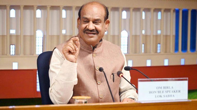 Om Birla: ప్రపంచంలోనే అతిపెద్ద ప్రజాస్వామ్య దేశం భారత్‌..