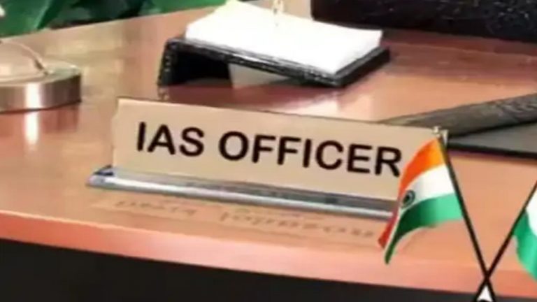 IAS Officers Transfer: మధ్యప్రదేశ్ లో 42 మంది  ఐఏఎస్ అధికారుల బదిలీ