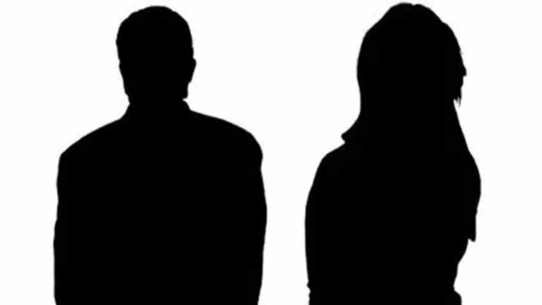 Tollywood: నటితో దర్శకుడి ప్రేమాయణం.. గుర్తు తెలియని నెంబర్తో లీకులు