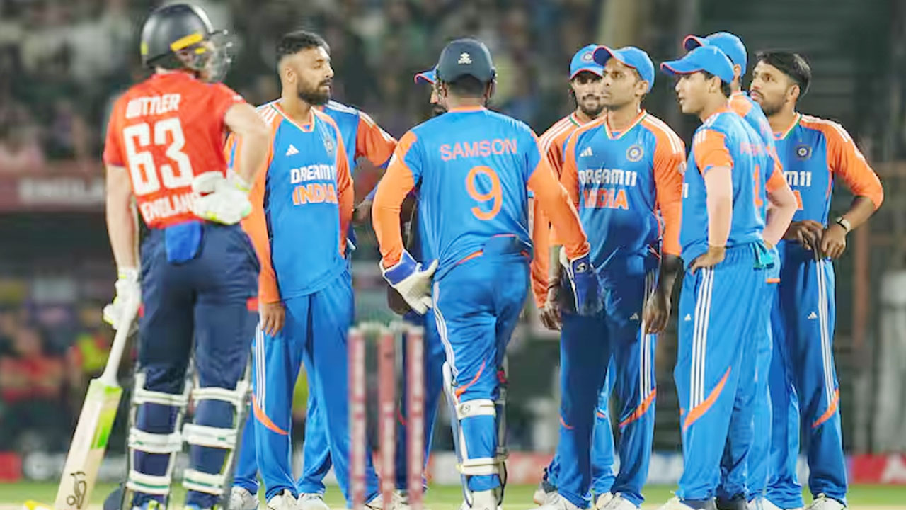 Ind vs Eng 3rd T20: అదరగొట్టిన వరుణ్ చక్రవర్తి .. భారత్ టార్గెట్ ఎంతంటే..?