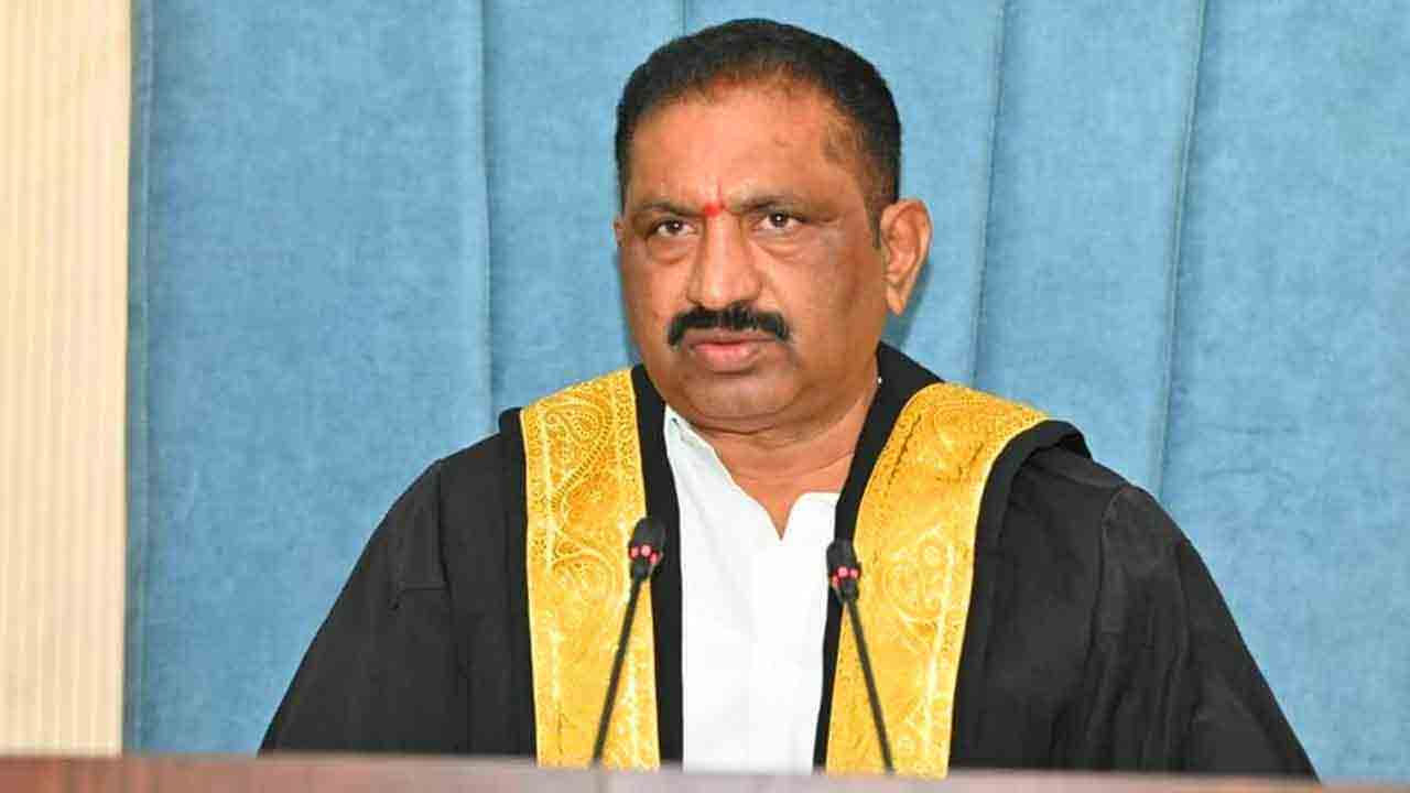 Karimnagar: బీజేపీలో చేరిన మేయర్, కార్పొరేటర్లు.. ఎమ్మెల్యే గంగులపై తీవ్ర ఆరోపణలు