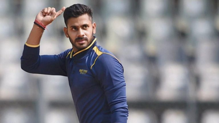 Gautam Gambhir: గంభీర్‌ చేసే పనులకు.. చెప్పే మాటలకు పొంతన ఉండదు: మనోజ్ తివారీ