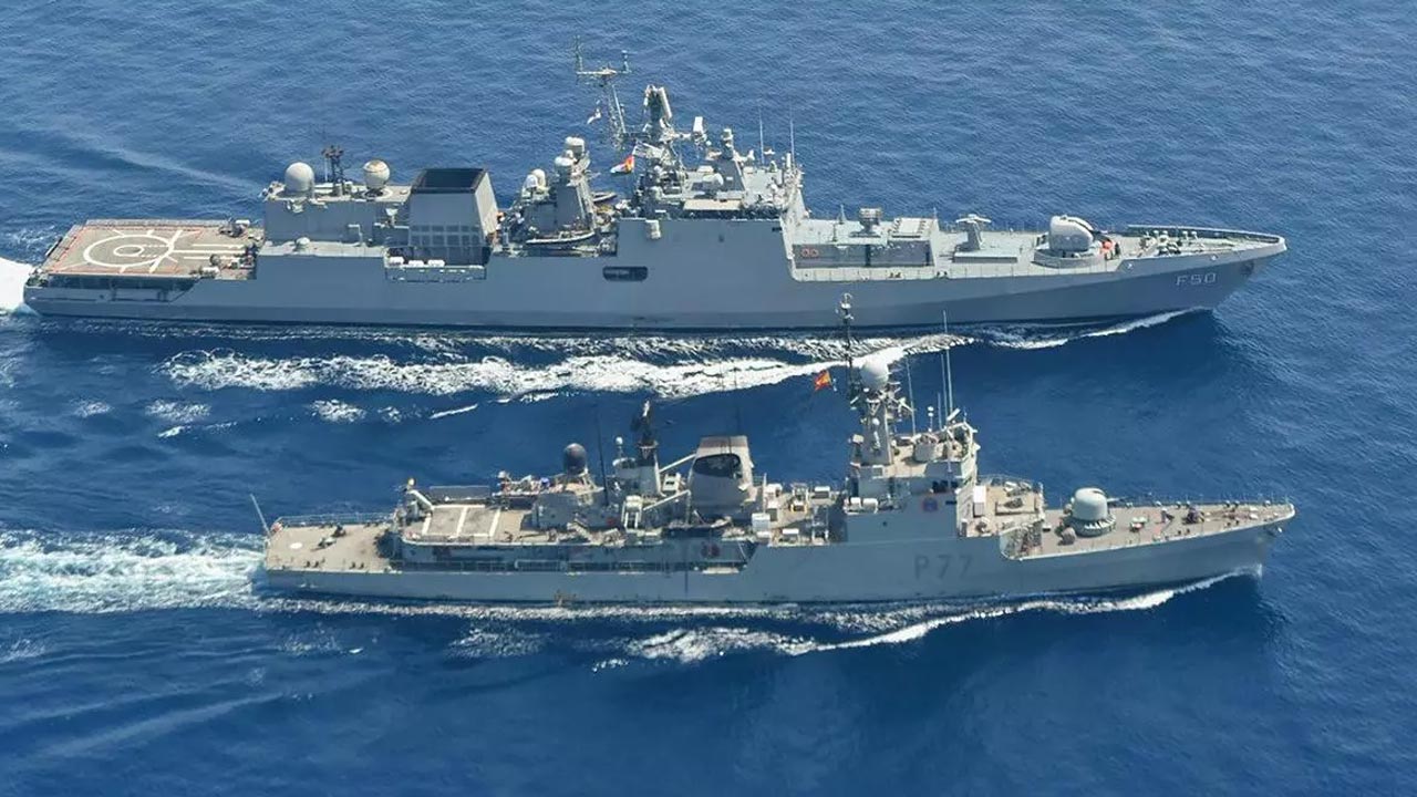 Naval Ships: రేపు నేవీలోకి మరో మూడు యుద్ధనౌకలు.. జాతికి అంకితం చేయన్నున్న ప్రధాని
