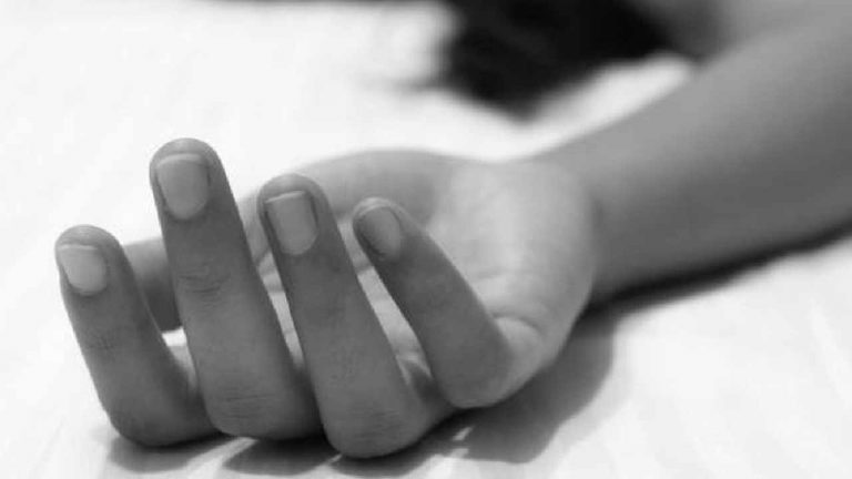 Heart Attack: గుండెపోటుతో 8 ఏళ్ల బాలిక మృతి.. స్కూల్‌లోనే కుప్పకూలిన చిన్నారి..