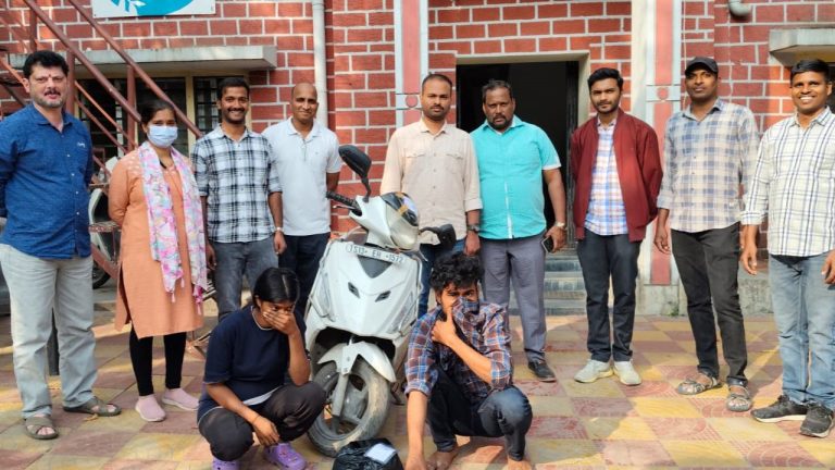 Ganja Smuggling: ఓయో రూంలో గంజాయి దుకాణం పెట్టిన కేటుగాళ్లు