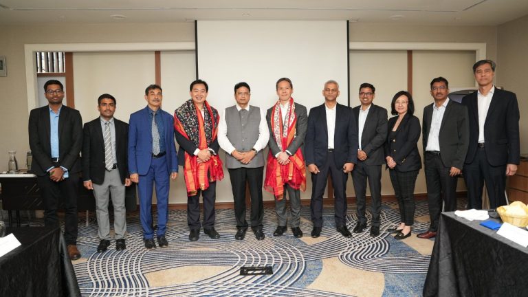 SSIA: సింగపూర్‌ సెమీకండక్టర్ పరిశ్రమ అసోసియేషన్‭తో మంత్రి శ్రీధర్ బాబు భేటీ