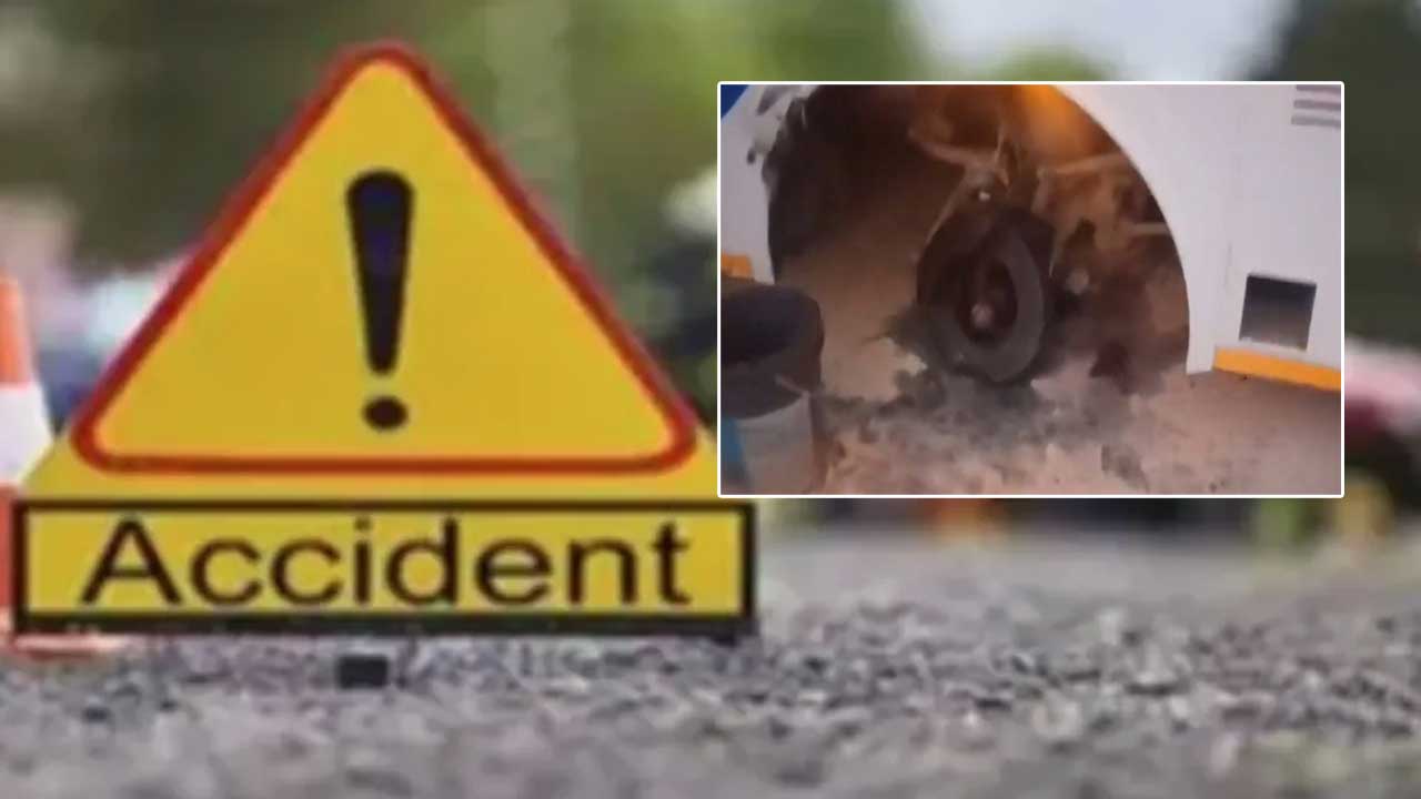 Private Travels Bus Caught Fire: రన్నింగ్‌ బస్సు టైర్‌ పేలి అంటుకున్న మంటలు.. తృటిలో తప్పిన పెను ప్రమాదం..