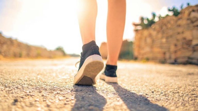 Health Tips: రోజూ వాకింగ్ చేస్తున్నా బరువు తగ్గట్లేదా? మీరు చేసే తప్పులివే!