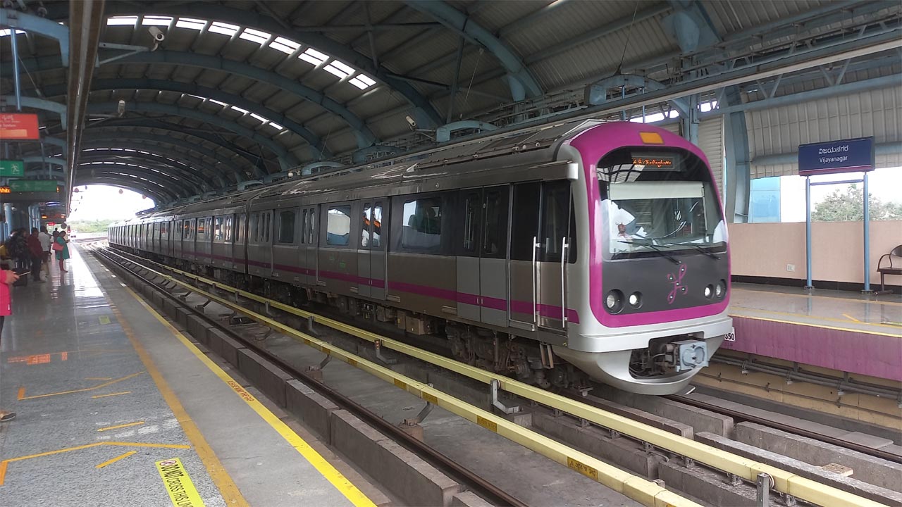 Bengaluru Metro: ప్రయాణికులపై మెట్రో బాదుడు.. భారీగా పెరిగిన ఛార్జీలు