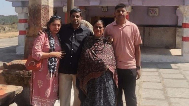 Karnataka: విషాదం.. ఒకే కుటుంబంలో నలుగురు ఆత్మహత్య