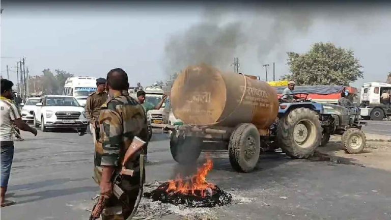 Bihar: ఎగ్జామ్‌లో కాపీయింగ్ వివాదం.. కాల్పుల్లో విద్యార్థి మృతి..