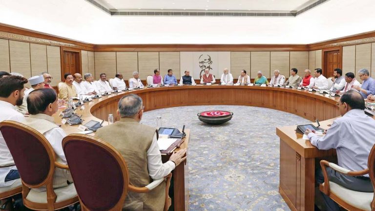 Central Cabinet Meeting: నేడు కేంద్ర కేబినెట్ సమావేశం.. కొత్త ఆదాయపు పన్ను బిల్లుపై చర్చించే ఛాన్స్!