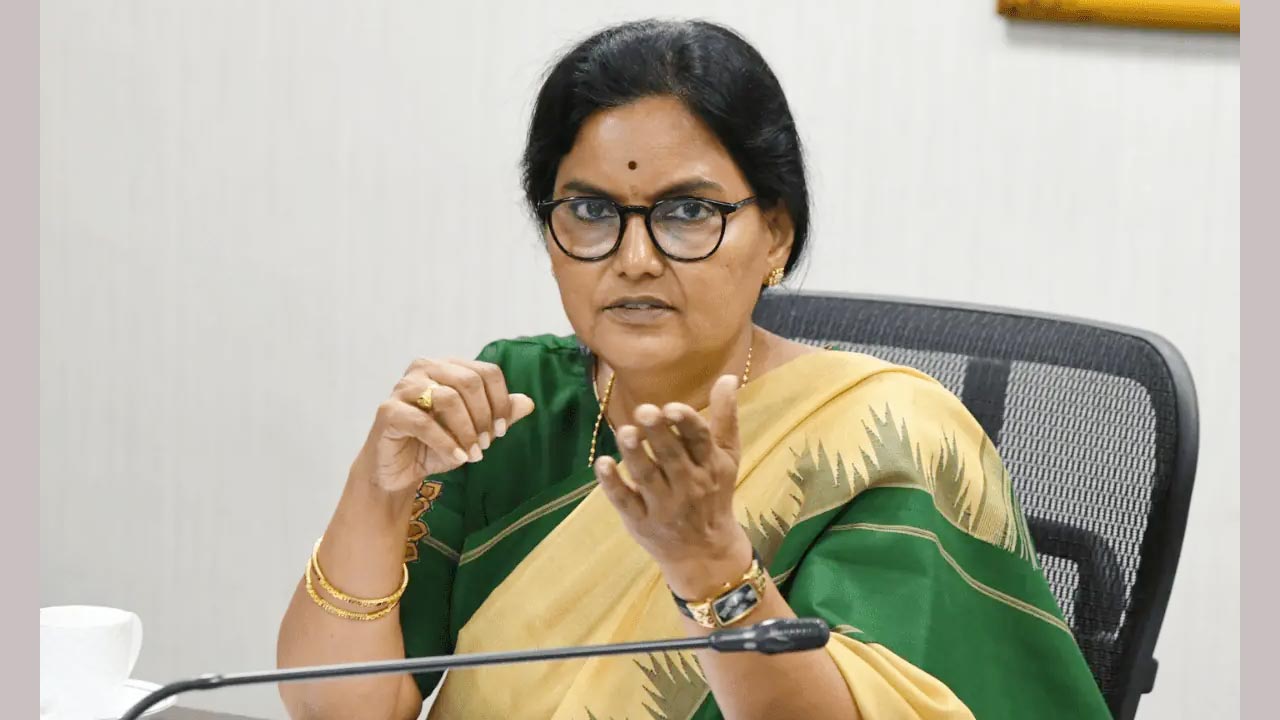 TG Inter Exams 2025: మార్చి 5 నుంచి ఇంటర్ పరీక్షలు.. ఏర్పాట్లపై సమీక్షించిన సీఎస్