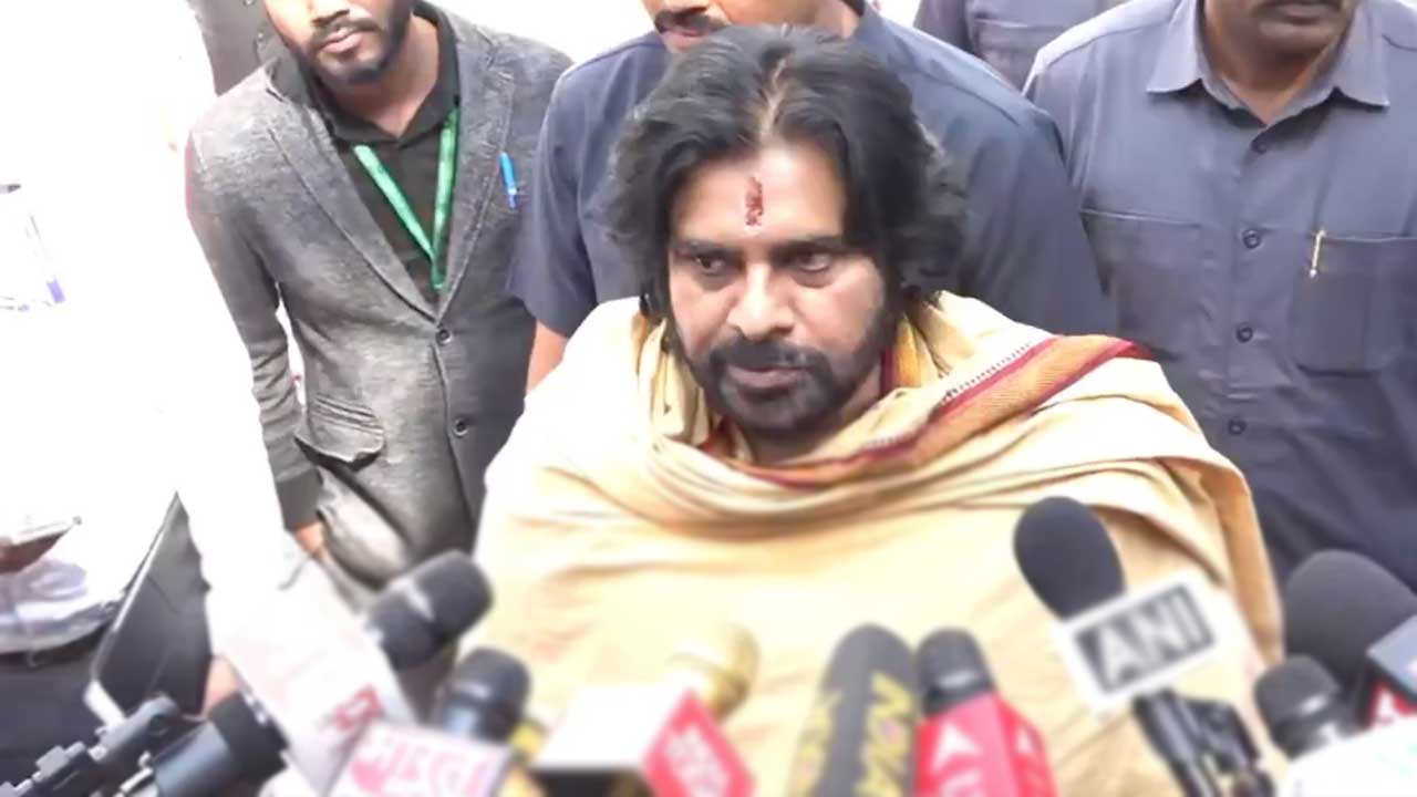 Deputy CM Pawan Kalyan: కూటమి ప్రభుత్వంపై పవన్‌ కీలక వ్యాఖ్యలు.. అందుకే కొన్ని సమావేశాలు హాజరుకాలేదు..!
