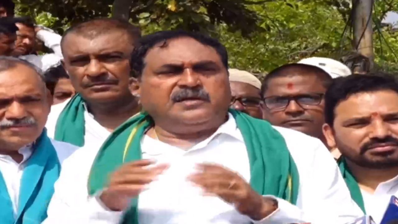 Errabelli Dayakar Rao: ప్రభుత్వం మిర్చి రైతును ఆదుకోవాలి.. క్వింటాకు 25 వేల మద్దతు ధర చెల్లించాలి!