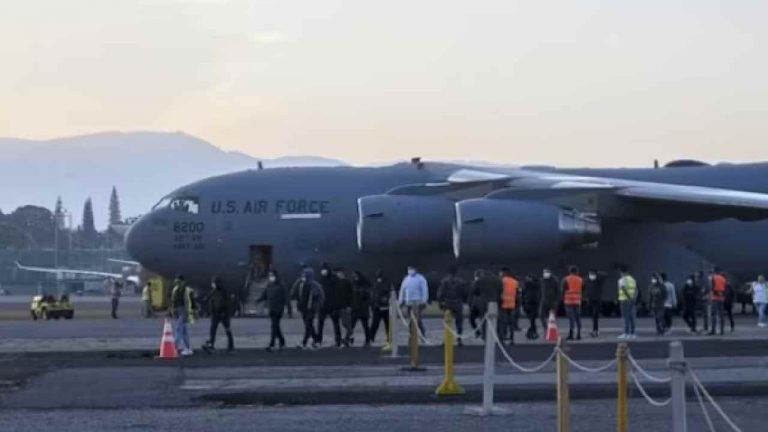 Indians deported: రెండో విడత భారతీయుల బహిష్కరణ.. శనివారం యూఎస్‌ నుంచి విమానం..