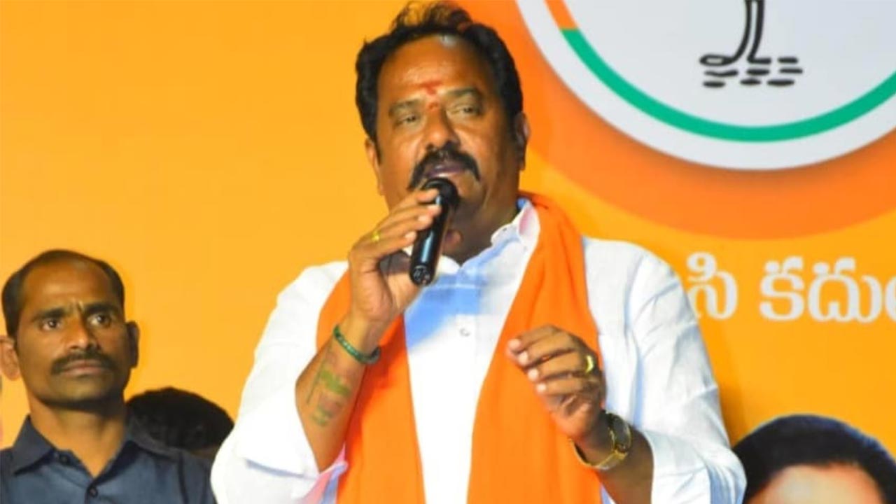 K.V.Ramana Reddy: పార్టీ ఫిరాయింపులపై కామారెడ్డి ఎమ్మెల్యే సంచలన వ్యాఖ్యలు..