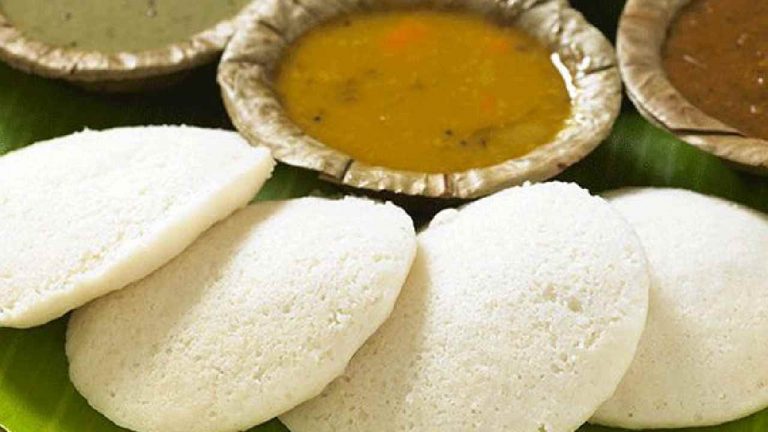 Idli-making: ఇడ్లీల తయారీలో ప్లాస్టిక్ నిషేధం.. క్యాన్సర్ కారకమని మంత్రి హెచ్చరిక..