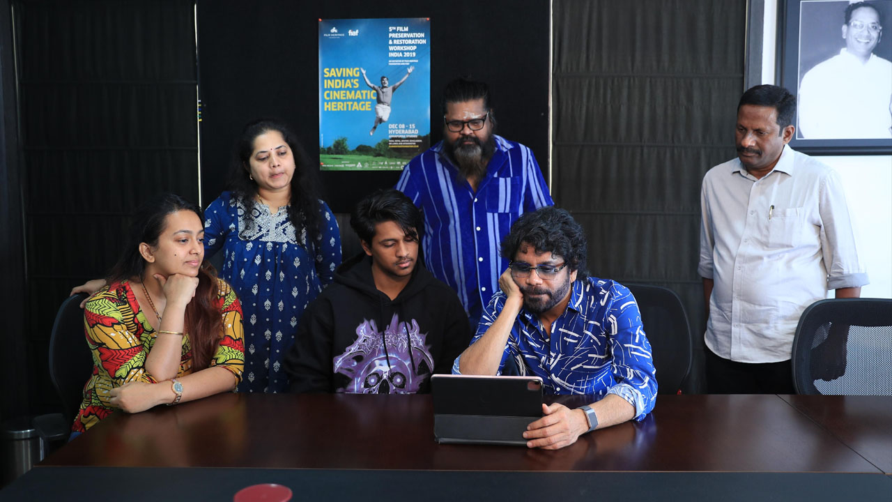 Nagarjuna: బుక్ మై షోలో ఆ సినిమా మొదటి టికెట్ కొన్న నాగార్జున..