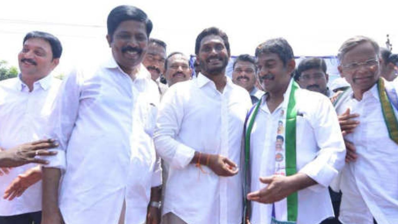 Nedurumalli Ram Kumar Reddy: మంత్రి లోకేష్ కూడా ప్రభుత్వ బడులను చూసి ఆశ్చర్యపోయారు!