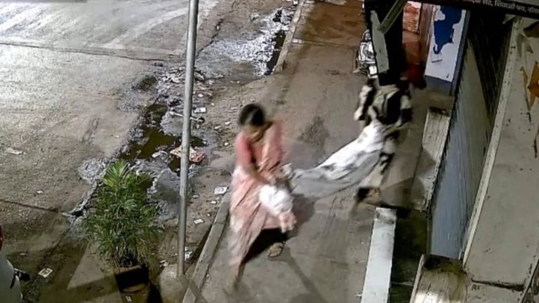 Maharastra : దివ్యాంగురాలైన కూతురికి విషం పెట్టి చంపిన తల్లి.. ఎవరికీ తెలియకుండా అంత్యక్రియలు