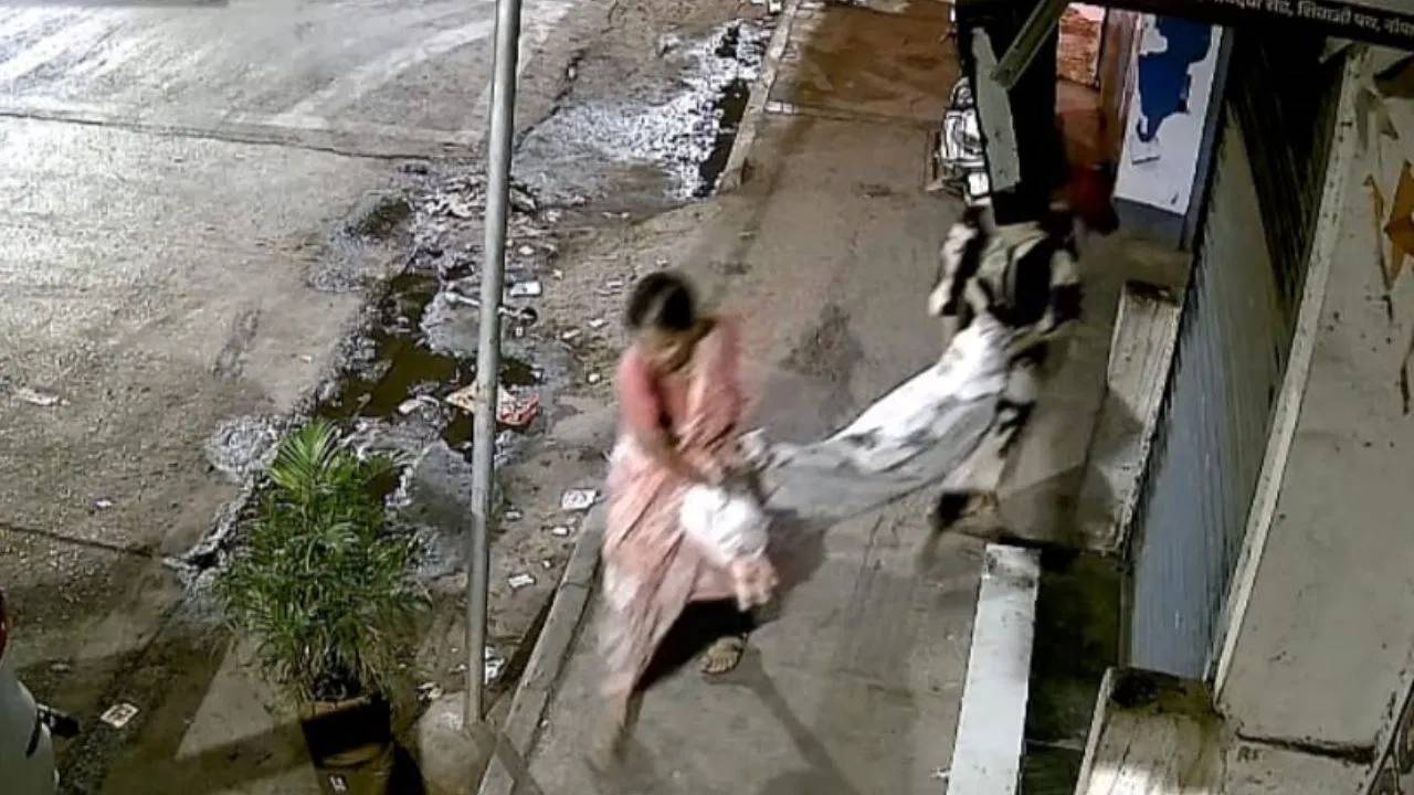 Maharastra : దివ్యాంగురాలైన కూతురికి విషం పెట్టి చంపిన తల్లి.. ఎవరికీ తెలియకుండా అంత్యక్రియలు