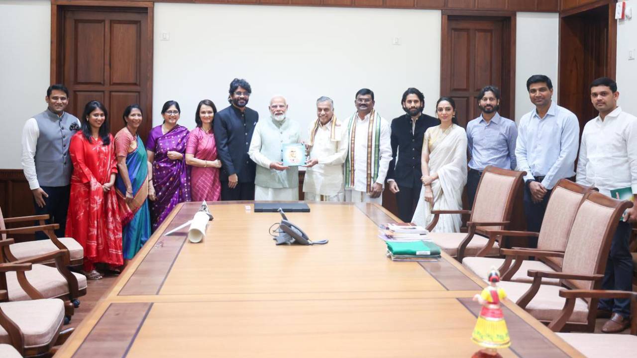 Nagarjuna : ప్రధాని మోడీని కలిసిన నాగార్జున కుటుంబం.. ఎందుకంటే ?