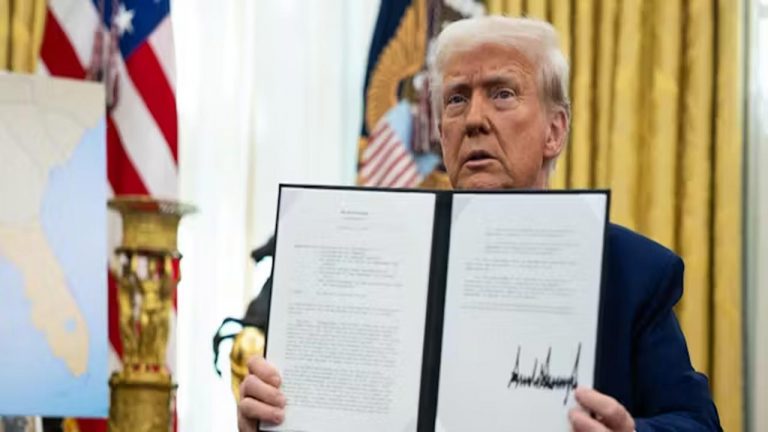 Trump: ట్రంప్ మరో కీలక నిర్ణయం.. మిలిటరీలో ట్రాన్స్‌జెండర్ల నియామకంపై నిషేధం