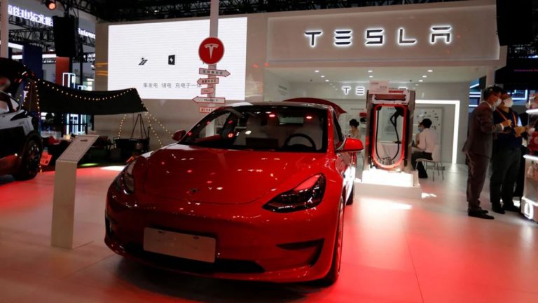 Tesla: భారత్‌లోకి టెస్లా కారు ఎంట్రీ.. ఒక్క కారుపై ఏకంగా రూ.14 లక్షల పన్ను?