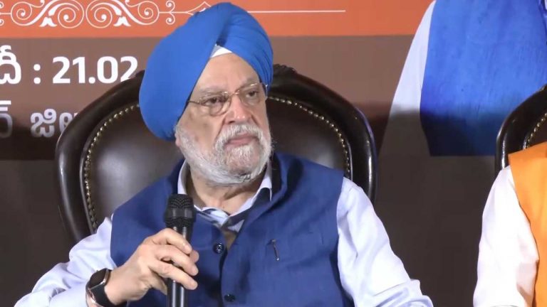 Union Minister Hardeep Singh Puri: ఏపీకి రికార్డు స్థాయి కేటాయింపులు.. పెట్రో ధరలపై కేంద్రమంత్రి ఆసక్తికర వ్యాఖ్యలు..