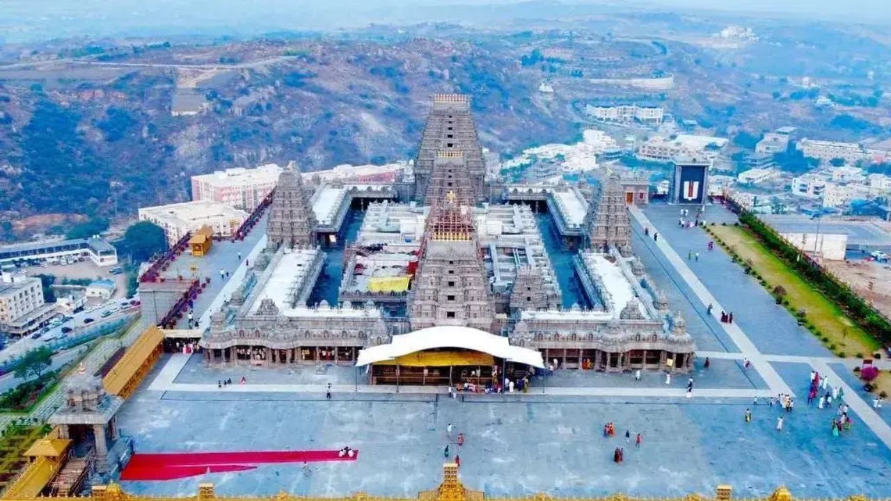 Yadagirigutta: ఘనంగా జరగనున్న బంగారు విమాన గోపుర మహా కుంభాభిషేకం.. పాల్గొననున్న సీఎం