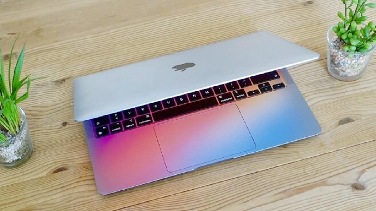 Apple MacBook Air M1: బంపర్ ఆఫర్.. ఆపిల్ ల్యాప్ టాప్ పై రూ. 28 వేల డిస్కౌంట్..