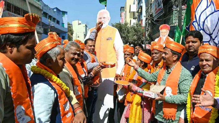 Delhi: ప్రధాని మోడీ అమెరికా పర్యటన తర్వాతే ఢిల్లీ కొత్త సీఎం ప్రమాణ స్వీకారం..