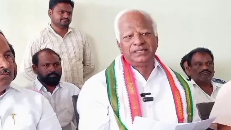 Kadiyam Srihari: కాంగ్రెస్ ప్రభుత్వాన్ని తిట్టడానికే బండి సంజయ్, కిషన్⁬రెడ్డి కేంద్ర మంత్రులు అయ్యారు..