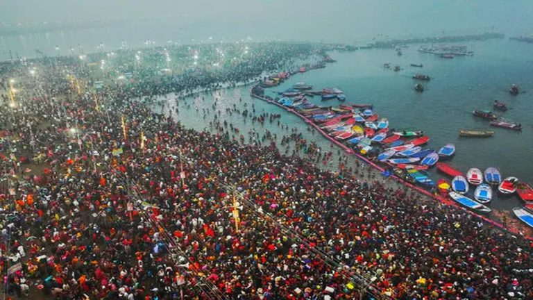 Maha Kumbh Mela: వసంత పంచమి ఎఫెక్ట్.. ఒక్కరోజే 2 కోట్ల మంది స్నానాలు