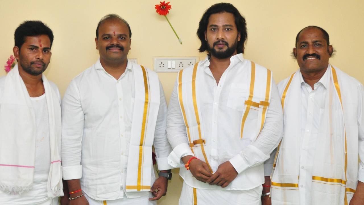 Ms.ilayaa : మొదలైన “మిస్ ఇళయా”!