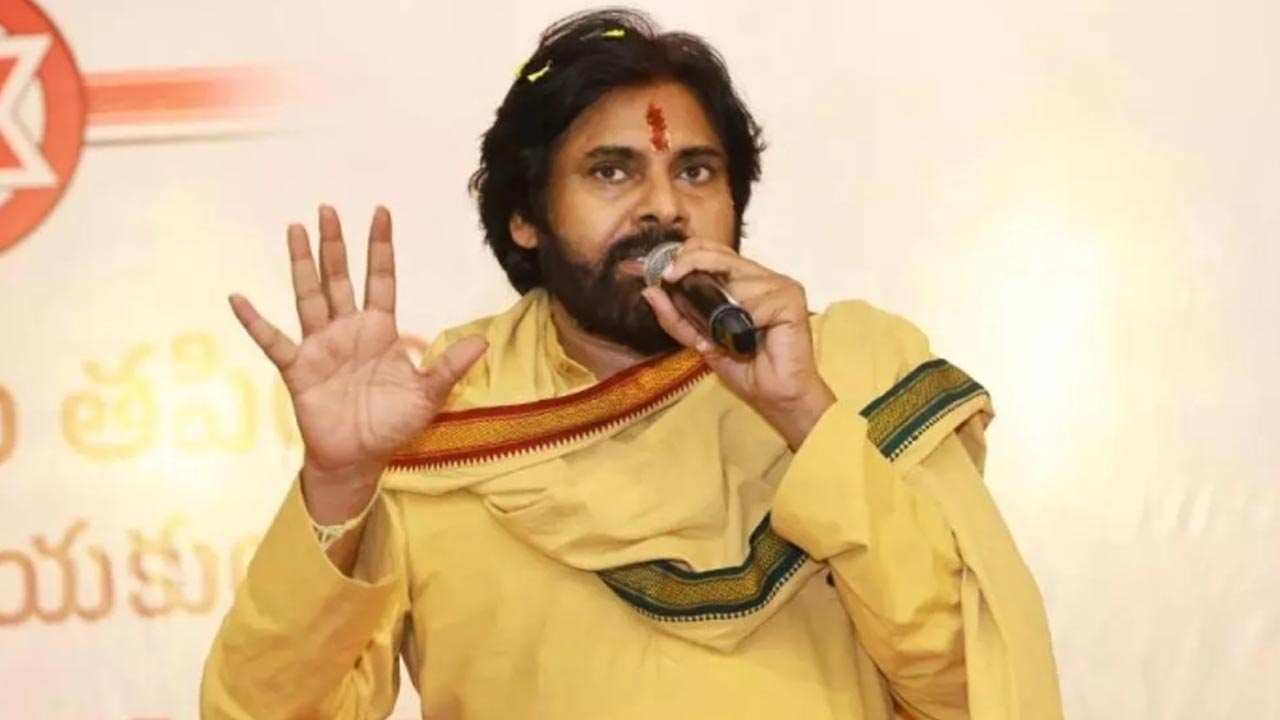 Pawan Kalyan: రేపు హైదరాబాద్ నుంచి కొచ్చి వెళ్లనున్న ఏపీ డిప్యూటీ సీఎం పవన్