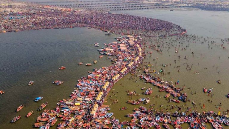 Maha Kumbh: ‘‘ అలసిపోయాం, ప్లీజ్ ఇక రాకండి’’.. భక్తులకు ప్రయాగ్‌రాజ్ ప్రజల విన్నపం..