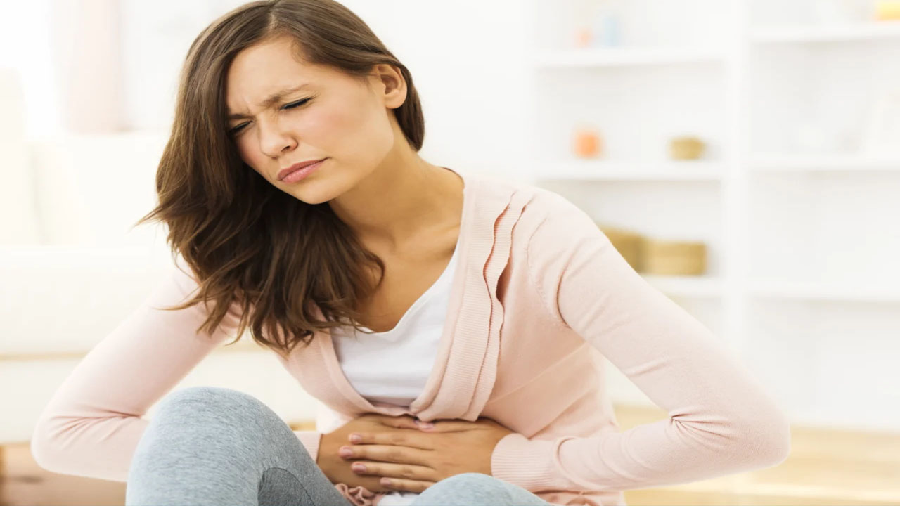 Stomach Pain Reasons: మహిళలకు సాధారణ సమయాల్లో కడుపు నొప్పి వస్తుందా? జాగ్రత్త?