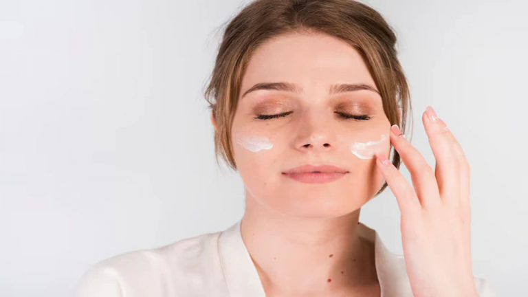 Sunscreen Lotion: సన్ స్క్రీన్ నిజంగానే చర్మాన్ని ఆరోగ్యంగా ఉంచుతుందా!