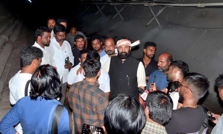 SLBC Incident : ఘటనా స్థలాన్ని సందర్శించిన మంత్రులు జూపల్లి, ఉత్తమ్‌, కోమటిరెడ్డి