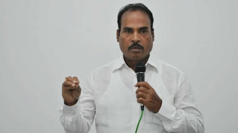 Arani Srinivasulu: జనసేన ఆవిర్భావ సభను విజయవంతం చేయండి.. ఎమ్మెల్యే పిలుపు