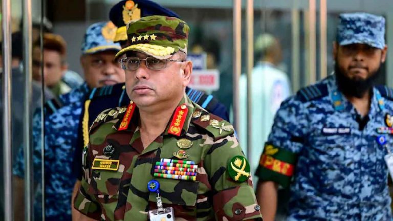 Bangladesh: పాక్‌తో కలిసి బంగ్లా ఆర్మీలో సైనిక కుట్ర.. కీలక సైనిక జనరల్‌పై నిఘా..