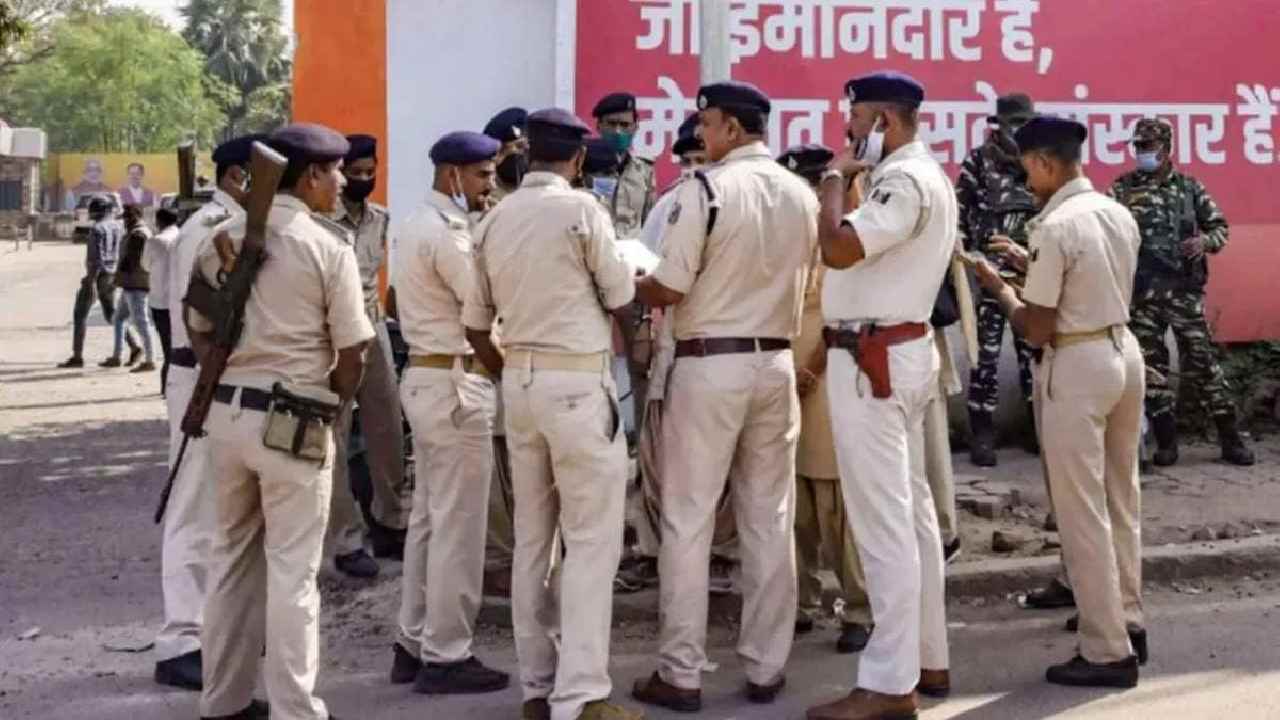 Bihar Police to charge people playing ‘double-meaning’ Bhojpuri songs