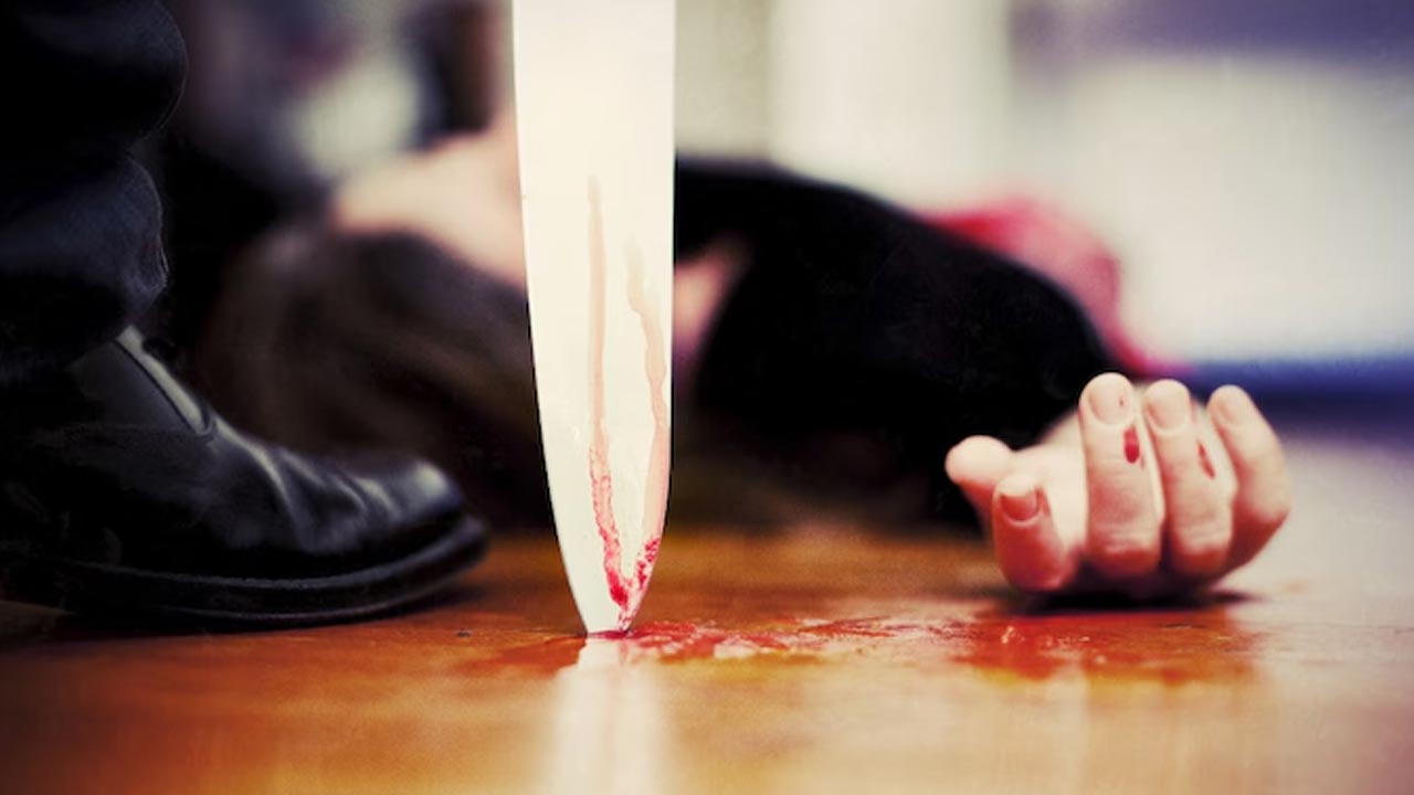 Pune: భార్యపై అనుమానం.. 3 ఏళ్ల కొడుకు గొంతు కోసి చంపిన టెక్కీ..