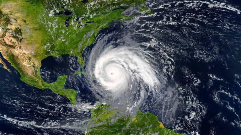 Cyclone: కోల్‌కతాకు తుఫాన్ ముప్పు.. మరో 18 రాష్ట్రాలకు ఐఎండీ హెచ్చరిక