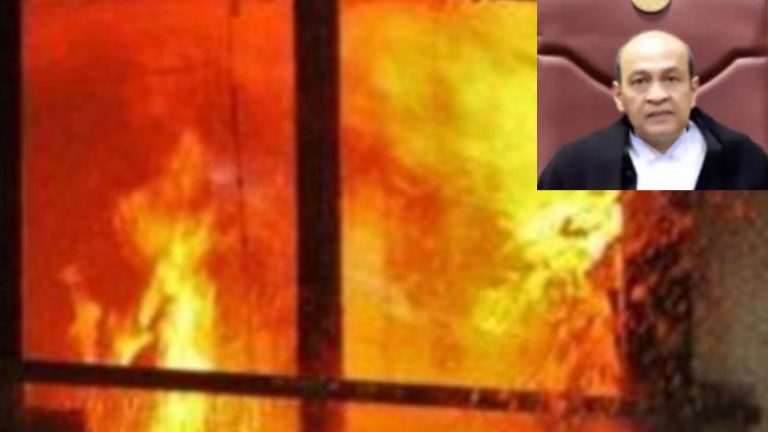 Delhi: ఢిల్లీ హైకోర్టు జడ్జి ఇంట్లో అగ్నిప్రమాదం.. బయటపడ్డ పెద్ద ఎత్తున నోట్ల కట్టలు.. షాకైన అధికారులు